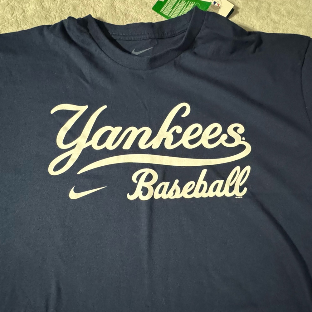 Nike Loose Fit T-Shirt in Dark Blue